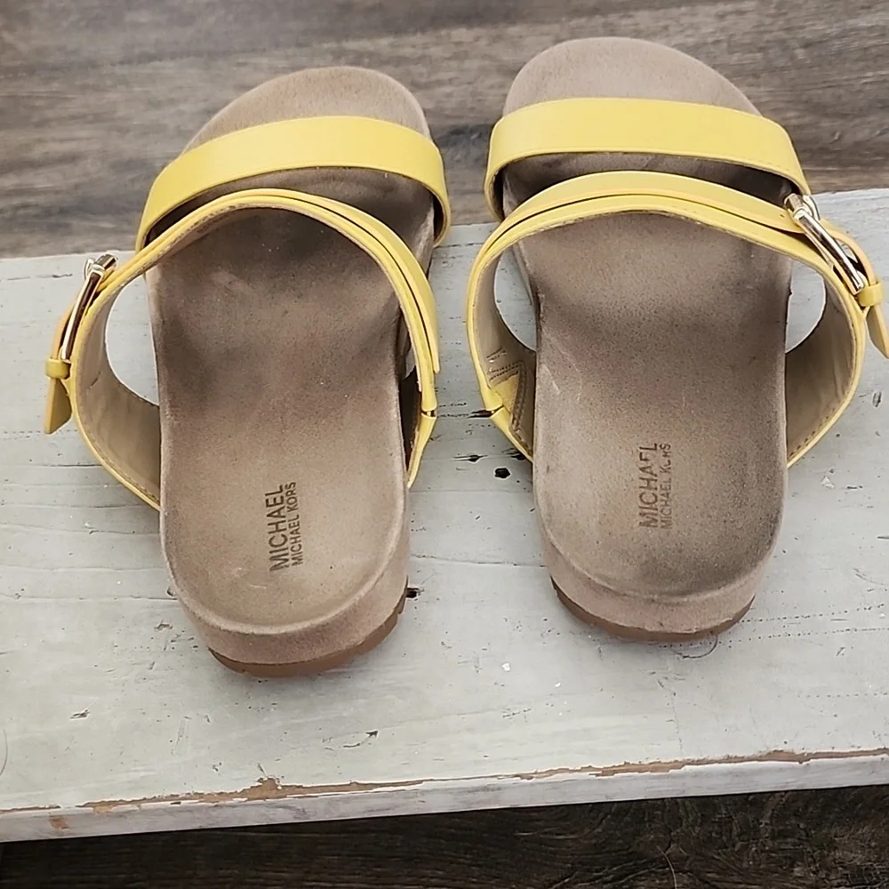 MICHAEL KORS WOMAN'S SANDALS - Picture 3 of 10